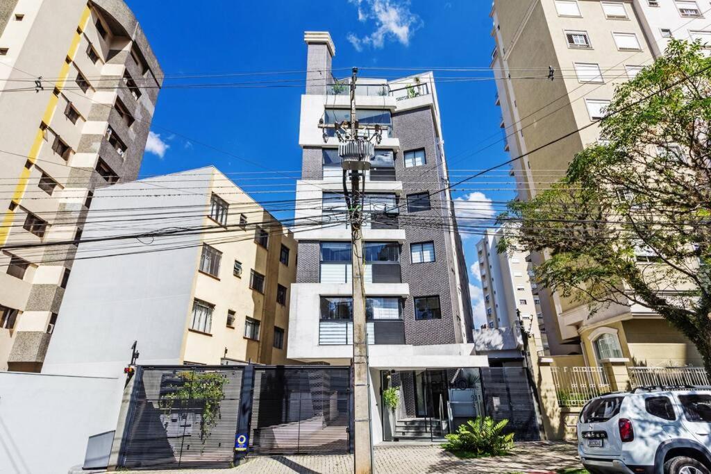 Studio Moderno Ap 32 Soho Life Curitiba Bagian luar foto