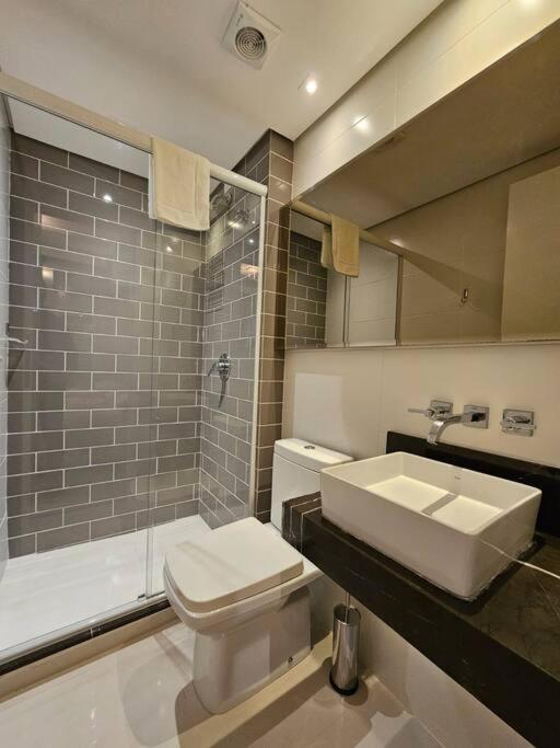 Studio Moderno Ap 32 Soho Life Curitiba Bagian luar foto