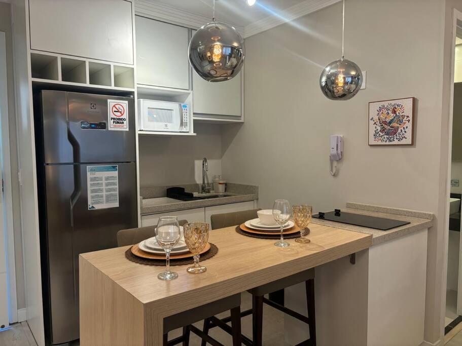 Studio Moderno Ap 32 Soho Life Curitiba Bagian luar foto