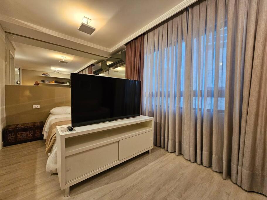 Studio Moderno Ap 32 Soho Life Curitiba Bagian luar foto