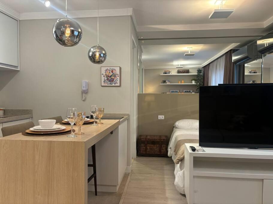 Studio Moderno Ap 32 Soho Life Curitiba Bagian luar foto