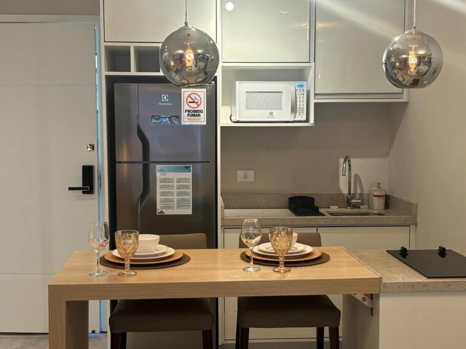 Studio Moderno Ap 32 Soho Life Curitiba Bagian luar foto