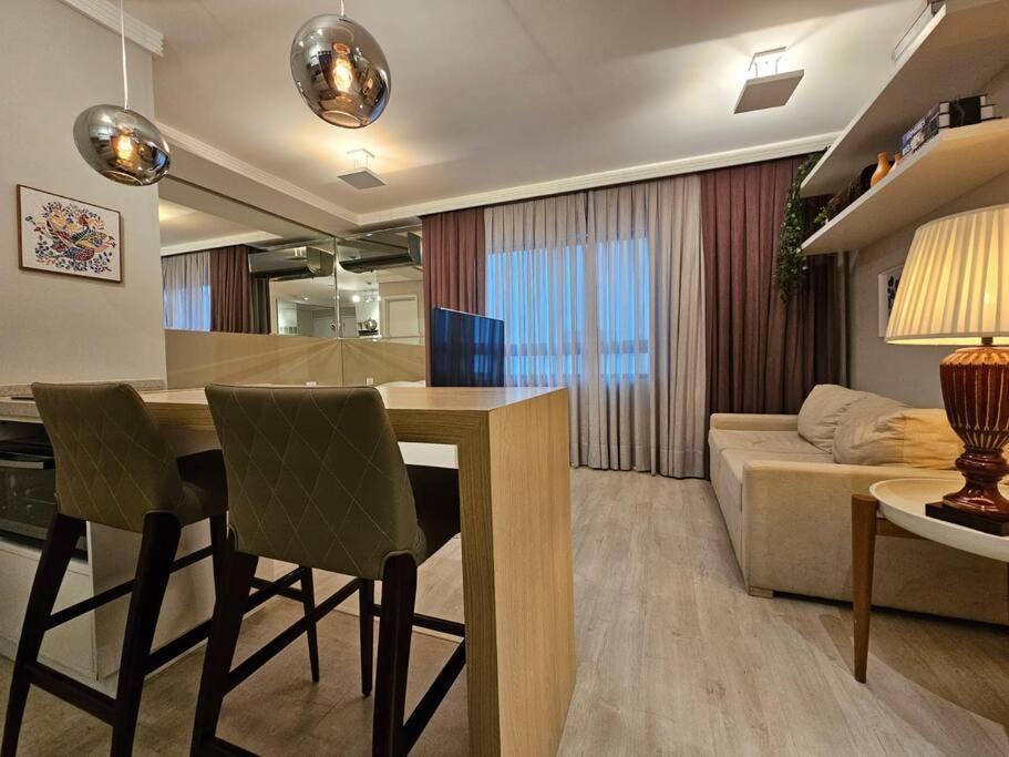 Studio Moderno Ap 32 Soho Life Curitiba Bagian luar foto